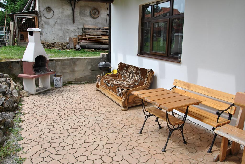 Gazdovsky Dvor "U Tlaciarov" Liptovský Trnovec Buitenkant foto